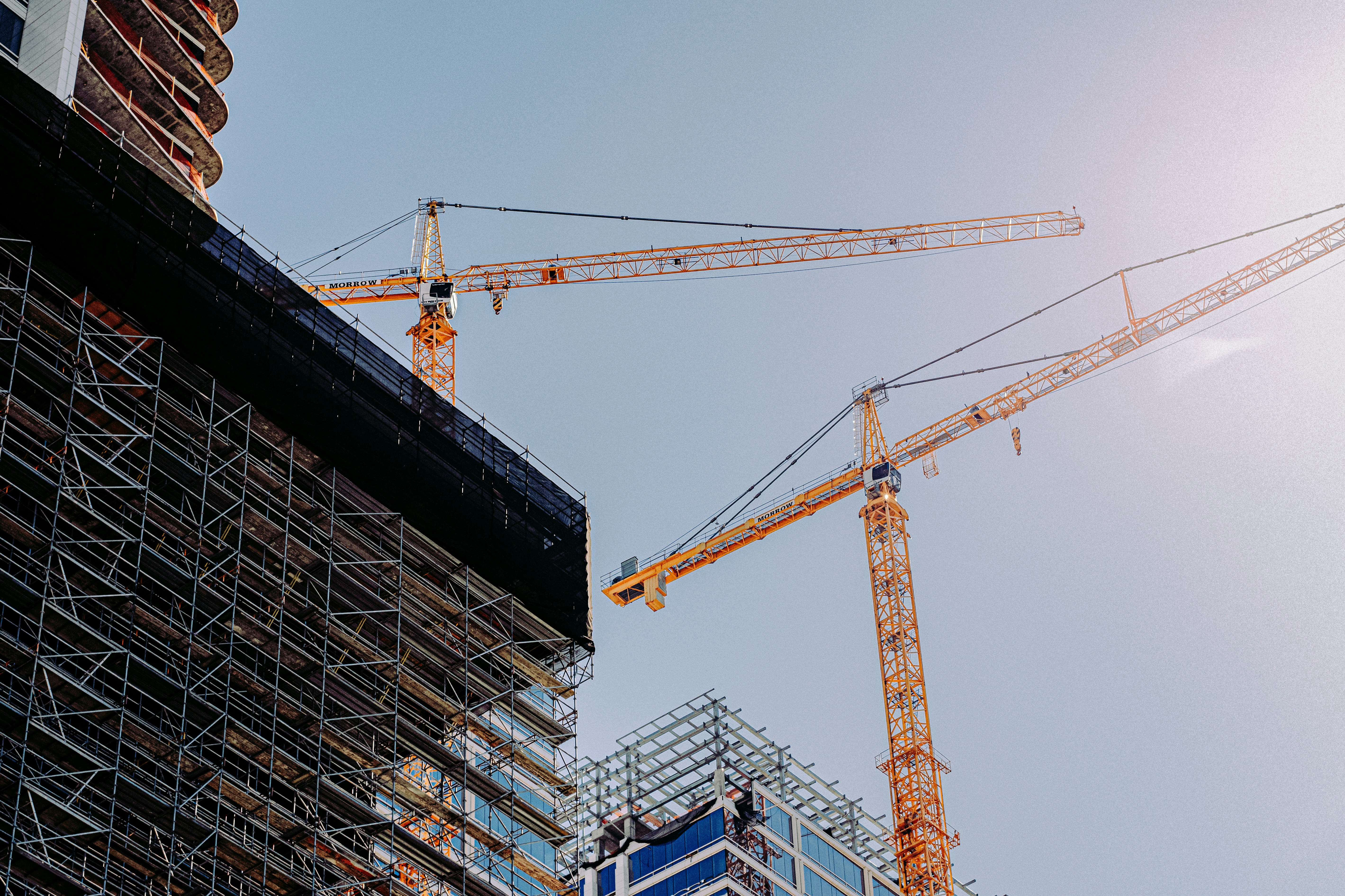 الهندسة ومشاريع الإنشاء